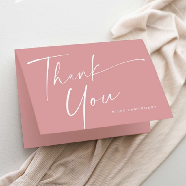 Cartão De Agradecimento Chá de fraldas de Script Elegante Moderno (Simple modern handwritten script girls baby shower thank you card.)