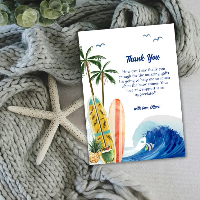 Cartão De Agradecimento Chá de fraldas de surfboard de ondas do Oceano Azu (Modern Blue Ocean Wave Surfboard Baby Shower Thank You Card)
