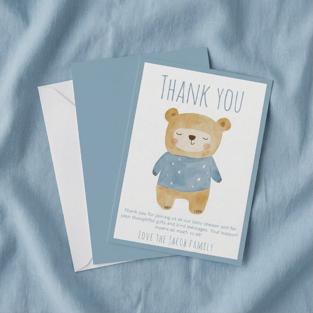 Cartão De Agradecimento Chá de fraldas de Urso Azul obrigado (Blue sleepy Bear Baby Shower Cute thank you.)