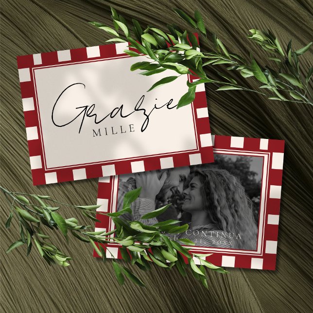 Cartão De Agradecimento Chá de Noiva That's Amore Xadrez Vermelho (Thank guests from your Italian Bridal Shower with this That's Amore Red Checkered Card!)