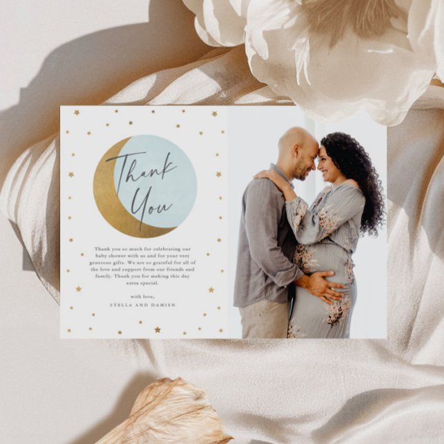Cartão De Agradecimento Chuva de estrelas e lua no baby shower (Gold Moon and Stars Blue Boys Baby Shower Photo Thank You Card.)