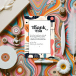 Cartão De Agradecimento Clássico Charm Vintage Retro Casamento<br><div class="desc">Expresse sua gratidão em estilo com este cartões de agradecimentos de casamento retrô-temático. Apresentando um design eterno inspirado em eras clássicas, este cartão é perfeito para casais que procuram adicionar um toque nostálgico à sua papelaria de casamento. A estética retrorreflectora se mistura perfeitamente com qualquer tema de casamento vintage, oferecendo...</div>