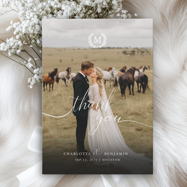 Cartão De Agradecimento Crest Monograma Elegante 2 Foto (Elegant Crest Monogram 2 Photo Thank You Card)