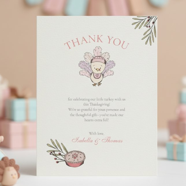 Cartão de Agradecimento de Bebê Menina do Outono P (Fall Little Turkey Thank You Cards. Cute Gingham Feathers Thankful Baby Shower or Thanksgiving Cards)