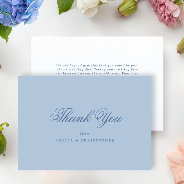 Cartão de Agradecimento de Casamento Clássico Azul (periwinkle blue classic wedding thank you card with old style script)
