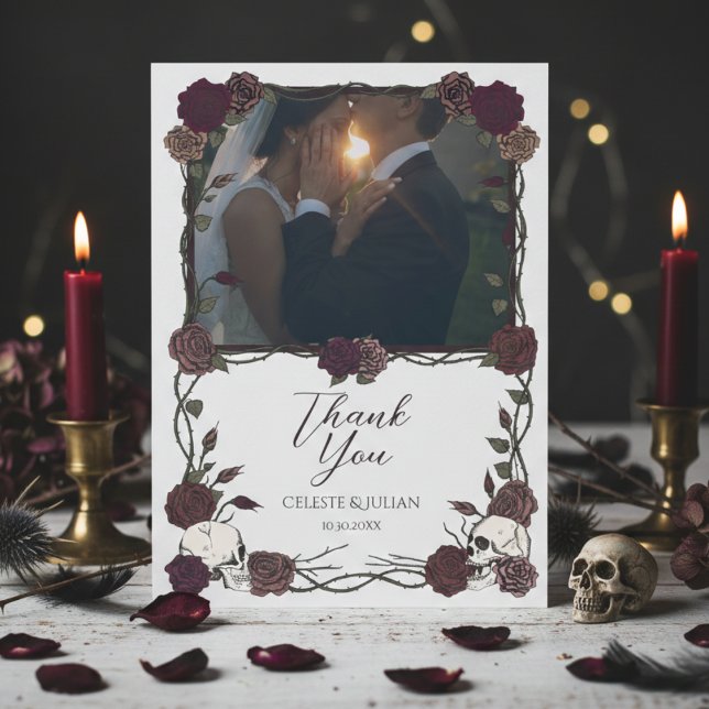 Cartão de Agradecimento de Casamento com Foto de C (Burgundy Soft Dark Floral Gothic or Whimsigoth Wedding Thank You Cards with Photo of Wedding Couple)