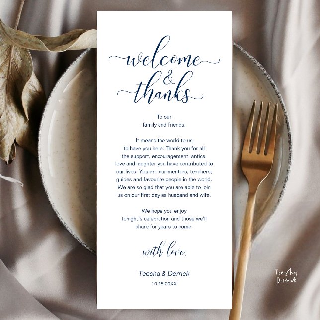 Cartão de Agradecimento de Configuração de Local d (Welcome and Thanks, Wedding Dinner Place Setting Thank You Card in Navy Blue)
