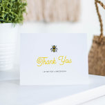 Cartão De Agradecimento Doce Vintage Bumblebee Mama-to-Bee Chá de fraldas<br><div class="desc">Um fundo branco clássico com uma doce abelha d'água e uma tipografia inspirada na vintage são as características deste cartões de agradecimentos de chá de fraldas neutro em na moda. Basta editar o modelo com seus detalhes e escolher qualquer opção. Chás de fraldas e outros itens de coordenação estão disponíveis...</div>