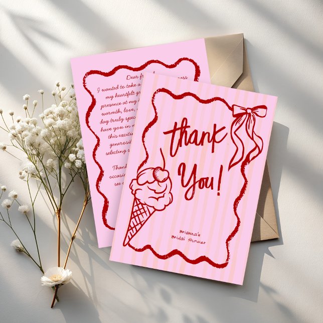 Cartão De Agradecimento Ela foi esfregada em esboços de fronteiras (She's been scooped up pink handrawn sketch wavy border ice cream bridal thank you card)