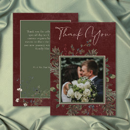 Cartão De Agradecimento Elegant Winter Berries & Pine Burgundy Wedding
