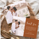 Cartão De Agradecimento Elegante Casamento Queimado Laranja Obrigado Foto<br><div class="desc">Casamento Minimalista Laranja Queimado Obrigado Cartões que têm uma foto na frente e atrás. Os cartões de agradecimento contêm uma tipografia cursiva moderna,  escrita com letra de mão,  que é elegante,  simples e moderna para usar após a celebração do dia do casamento.</div>