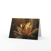 Fada sorridente em flor, chuva Primavera