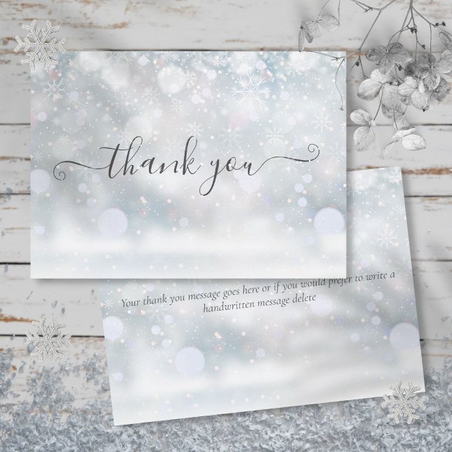 Cartão De Agradecimento Flocos de Neve de Inverno Escrita Elegante (Winter Snowflakes Elegant Script Thank You Card)