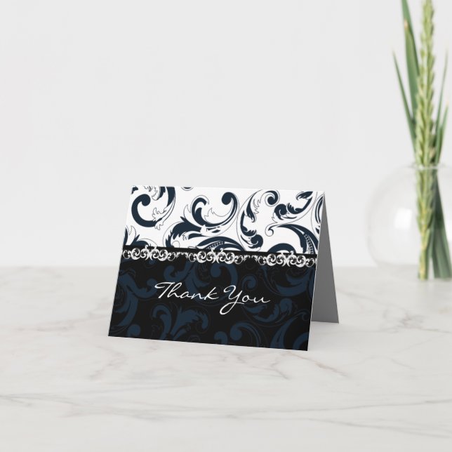 Cartão De Agradecimento Floral Preto e Branco Obrigado (Frente)