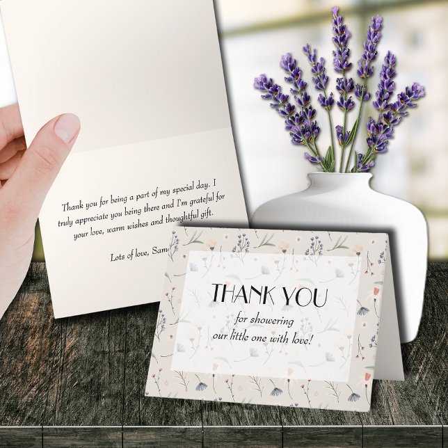 Cartão De Agradecimento Flores selvagens no Chá de fraldas de Marfim (Wildflowers on Ivory Baby Shower Folded Thank You Cards (leave inside blank to handwrite notes))