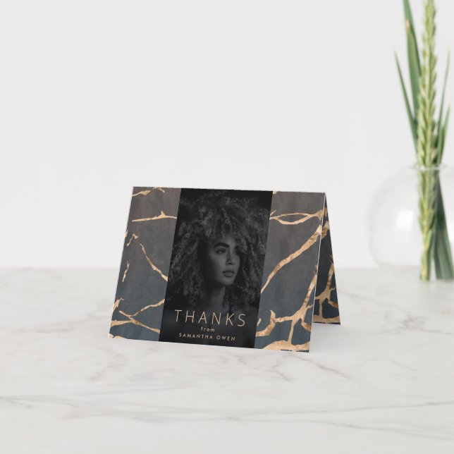 Cartão De Agradecimento formando de folhas modernas de madeira marmoreada (Frente)