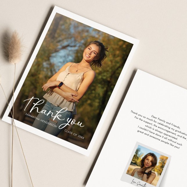 Cartão De Agradecimento Formando de Fotos para Graduação de Script Moderno (Criador carregado)