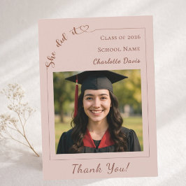 Cartão De Agradecimento Formatura moderna foto rosa neutro Ela conseguiu