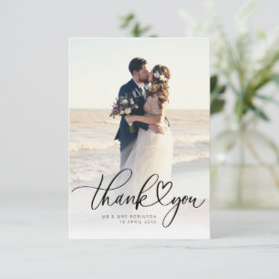 Cartão De Agradecimento foto de casamento de recém-casados com letra coraç