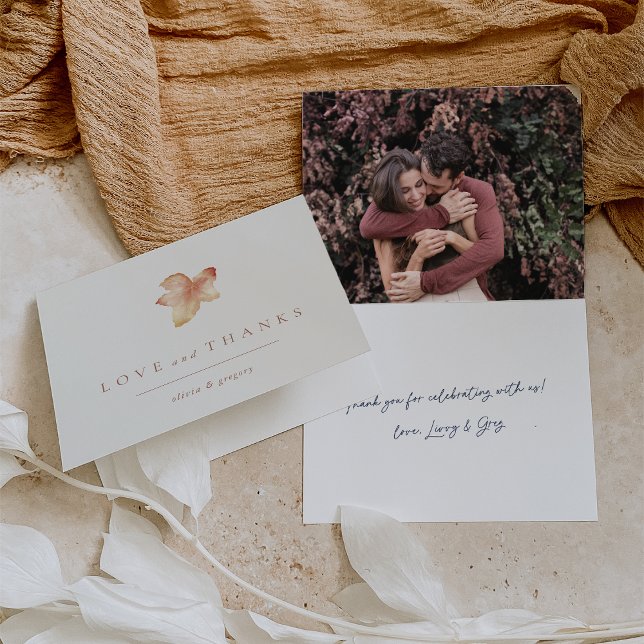 Cartão De Agradecimento Foto de Dentro de Folha de outono minimalista (Criador carregado)