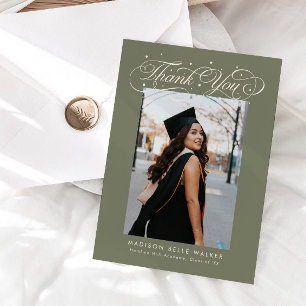 Cartão De Agradecimento Foto de Formatura com Letra Elegante em Verde Sage