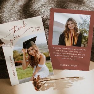 Cartão De Agradecimento Foto de Graduação 2 Minimalista Elegante
