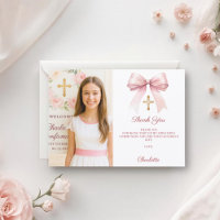 Foto de menina com laço rosa Primeira Comunhão