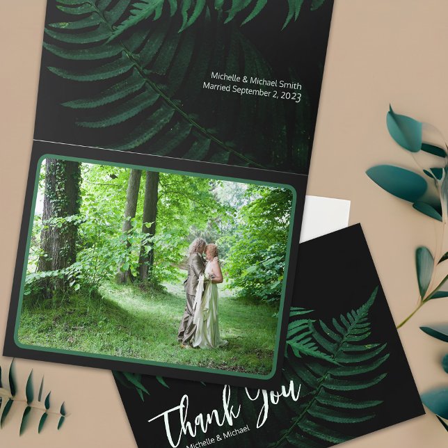 Cartão De Agradecimento Foto de Woodland Weding Green Forest Fern Nature (Woodland fern wedding photo thank you note cards, elegant black and green botanical)