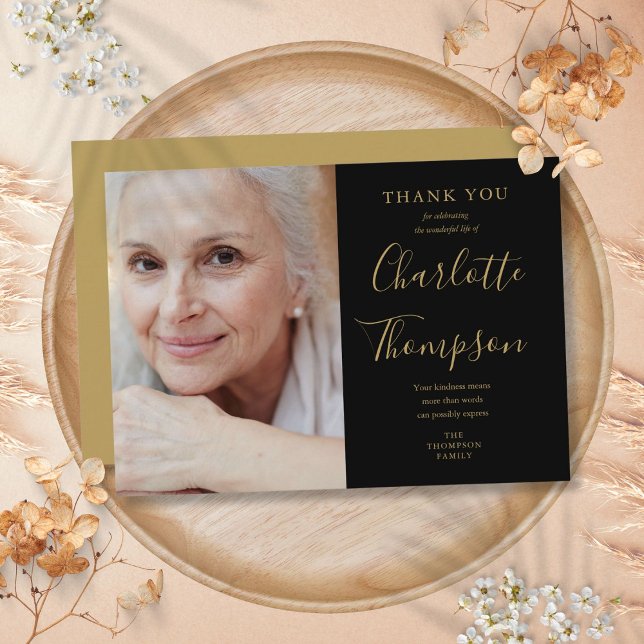 Cartão De Agradecimento Foto do Funeral Memorial do Script Dourado Elegant (Elegant Gold Script Memorial Funeral Photo Thank You Card)