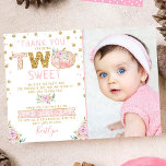 Cartão De Agradecimento Foto do segundo aniversário das Meninas de Abóbora<br><div class="desc">Diga obrigado seu estilo com este segundo aniversário de tendências,  obrigado cartas. A foto e o texto do modelo é fácil de personalizar e sua família e amigos ficarão entusiasmados quando receberem esse obrigado fabuloso.</div>