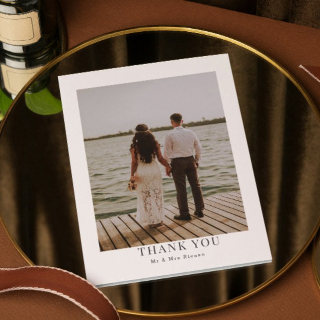 Cartão De Agradecimento Foto personalizada Obrigado Simples e Moderno (Personalized Photo Thank You Simple and Modern wedding cards by Ricaso. Add 2 photographs & text
)