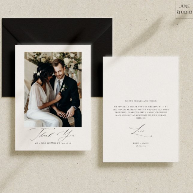 Cartão De Agradecimento Foto Simples de Casamento de Script Moderno Flat (modern elegant wedding photo thank you card, dainty calligraphy, modern script simple thank you )