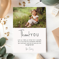 Foto vertical neutra de gênero minimalista Anivers