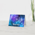 Cartão De Agradecimento Galáxia Roxa Moderna Bar Mitzvah Dobrada<br><div class="desc">Crie o seu bar legal mitzvah, obrigado cartas em uma galáxia única, azul e roxa, chamada modelo DIY. Este design do universo apresenta a arte nebulosa de aquarela de Raphaela Wilson em um céu noite escuro brilhando com estrelas. A Estrela Judia de David e a espiral espacial são opcionais, e...</div>