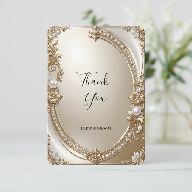 Cartão De Agradecimento Golden Ornate Frame with Pearls Thank You Card (Em pé/Frente)