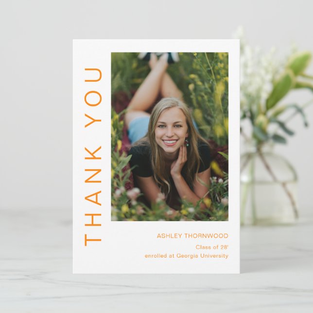 Cartão De Agradecimento Graduação de Fotografias de Formando Simples Moder (Em pé/Frente)
