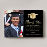 Cartão De Agradecimento Graduação Dourada de Foto de Script Elegante<br><div class="desc">Elegante cartões de agradecimentos de graduação em preto,  com boné de formando de ouro,  uma foto do formando,  "Obrigado" em um roteiro clássico de ouro,  e seu obrigado personalizado você envia uma mensagem e o nome do formando em uma tipografia moderna de ouro serif.</div>