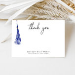 Cartão De Agradecimento Graduação Obrigado Blue Tassel<br><div class="desc">Simples cartões de agradecimentos de graduação com espaço no vazio para escrever mensagens escritas manualmente no meio. Há uma ilustração de um assel azul no lado.</div>