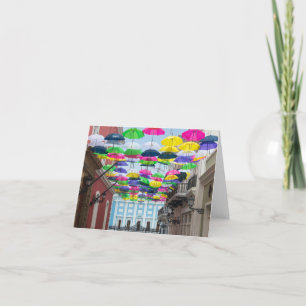 Cartão De Agradecimento Guarda-chuvas sobre as ruas de San Juan e a mansão