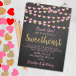 Cartão De Agradecimento Hang Love Hearts Little Sweetheart Chá de fraldas<br><div class="desc">Diga obrigado seu estilo com este chá de fraldas de tendências,  obrigado cartas. A formulação modelo é fácil de personalizar e sua família e amigos ficarão entusiasmados quando receberem esse obrigado fabuloso.</div>