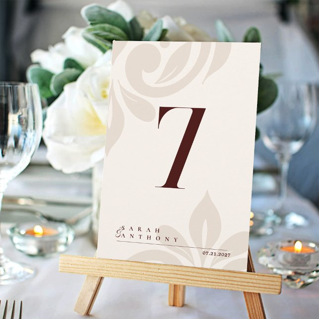 Cartão De Agradecimento Ivory Burgundy Classic Elegant Damask Table Number (Criador carregado)