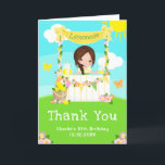 Cartão De Agradecimento Lemonade Stand Birthday Brown Hair Girl<br><div class="desc">Este cartões de agradecimentos giro e caprichoso apresenta uma cabeleira castanha com pele clara num suporte de limonada amarela que é decorado com flores e beliche. Ao fundo está um céu azul, sol e borboletas. O texto combina fontes decorativas e sans serif para um aspecto na moda e moderno. Isto...</div>