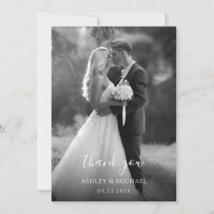 Cartão De Agradecimento Letra Moderna para Foto de Casamento em Preto e Br