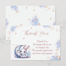 Lindo coelho branco e lua prateada crescente