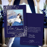 Cartão De Agradecimento Marinho Azul e Silver Curls Foto e Nota Casamento<br><div class="desc">Este belo casamento azul-marinho e cinza, obrigado cartas que apresentam sua foto em um falso quadro prateado rodeado de coalhada de prata e ornamentado. A legenda é escrita em letras elegantes e lê: Amor e Obrigados, com seus nomes abaixo. As costas têm espaço para uma nota ou mensagem personalizada juntamente...</div>