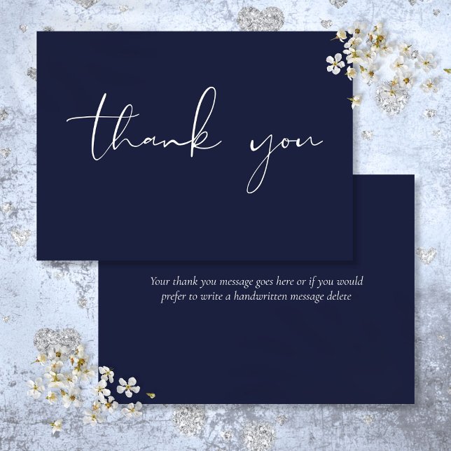 Cartão De Agradecimento Marinho de Caligrafia Moderna Elegante Azul (Elegant Modern Script Calligraphy Navy Blue Thank You Card)