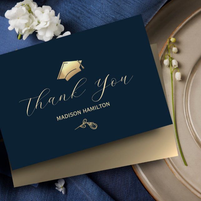 Cartão De Agradecimento Marinho Elegante Azul e Festa de formatura Dourada (Elegant Navy Blue and Gold #thankyoucard #navyblueandgold #highschoolorcollege #goldfoil #chic)