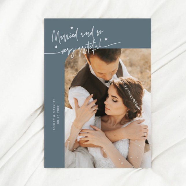 Cartão De Agradecimento Married and Grateful Wedding Photo Slate Blue (Criador carregado)