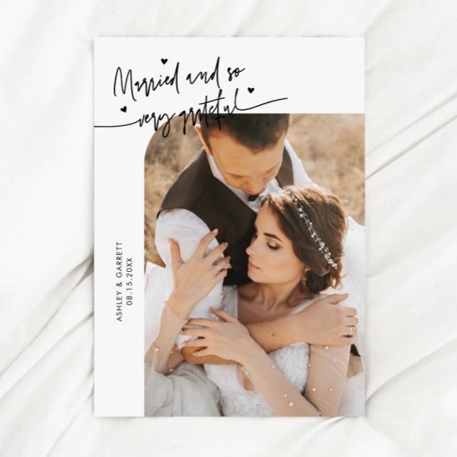Cartão De Agradecimento Married and Grateful Wedding Photo White (Criador carregado)