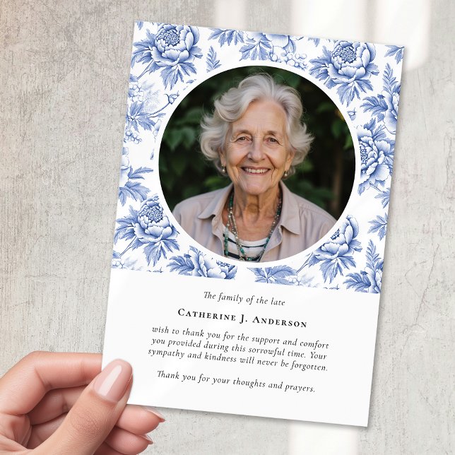 Cartão De Agradecimento Memorial do Funeral da Foto do bonito Florals (Criador carregado)
